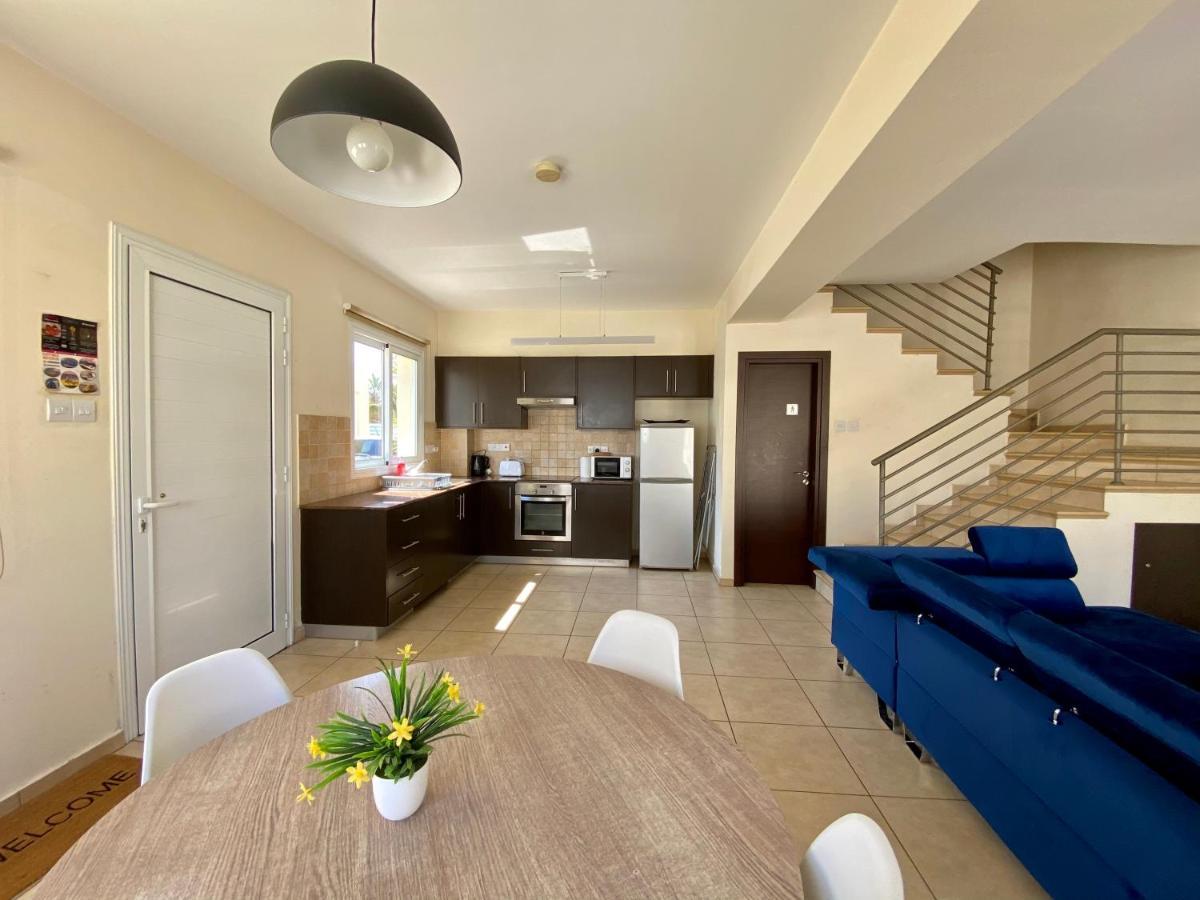 Villa Sunny Cyprus à Paralímni Extérieur photo